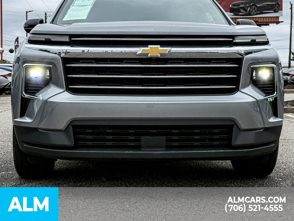 Used 2025 Gray Chevrolet LT image 6