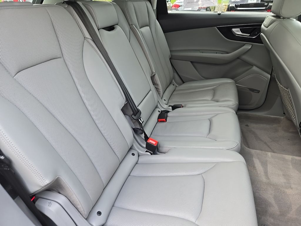 2018 Audi Q7 Prestige 30