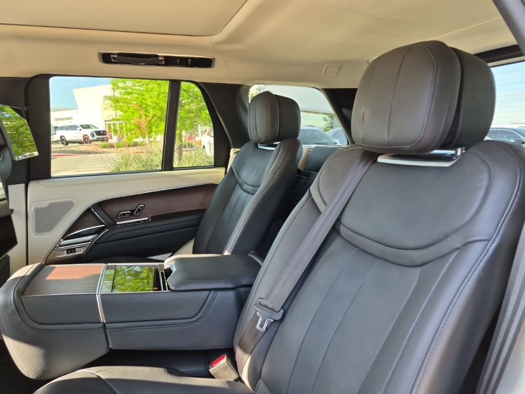 Used Car 2023 Land Rover Range Rover  Autobiography For Sale Under $110,000 In Austin, Texas