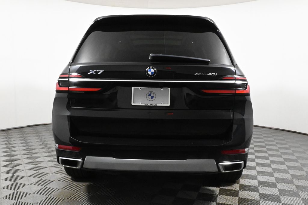 Thumbnail: 2024 BMW X7 - 6