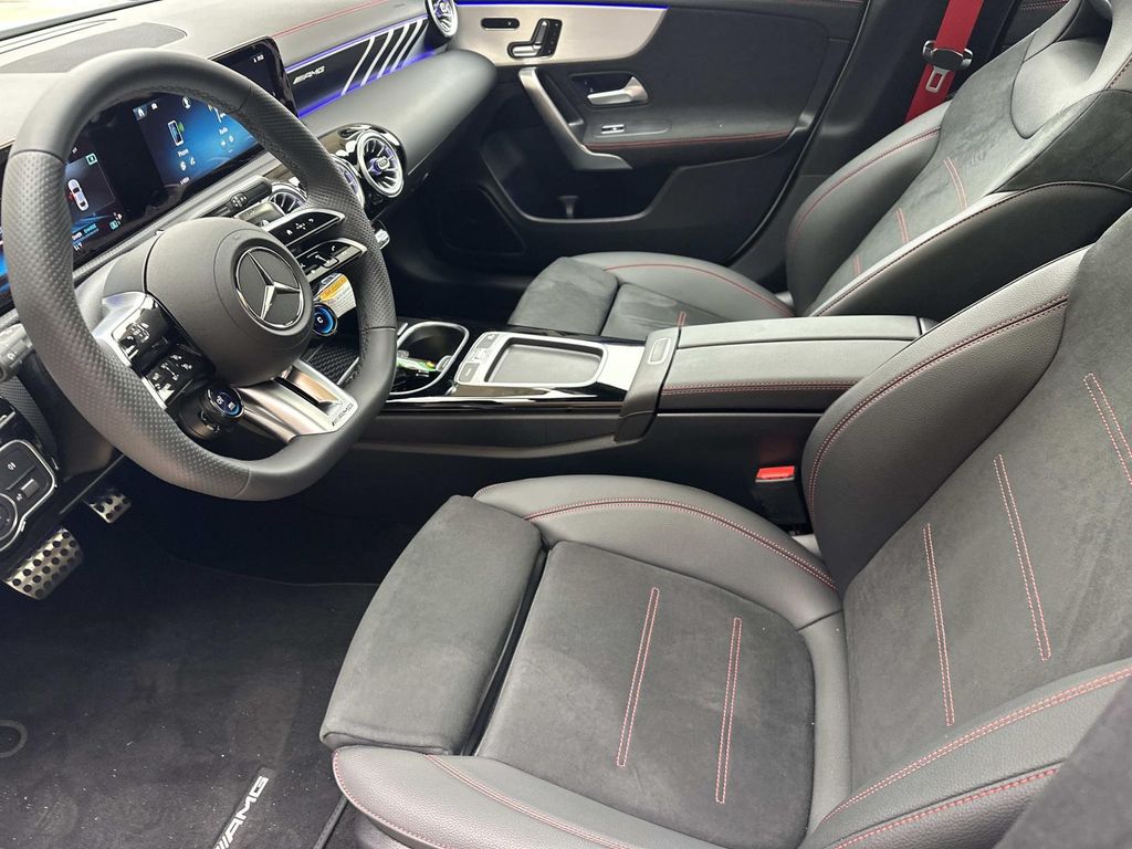 Thumbnail: 2025 Mercedes-Benz CLA - 15