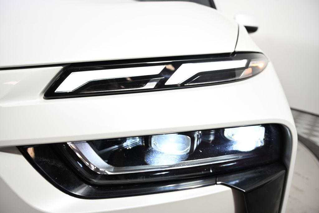 2023 BMW X7 xDrive40i 9