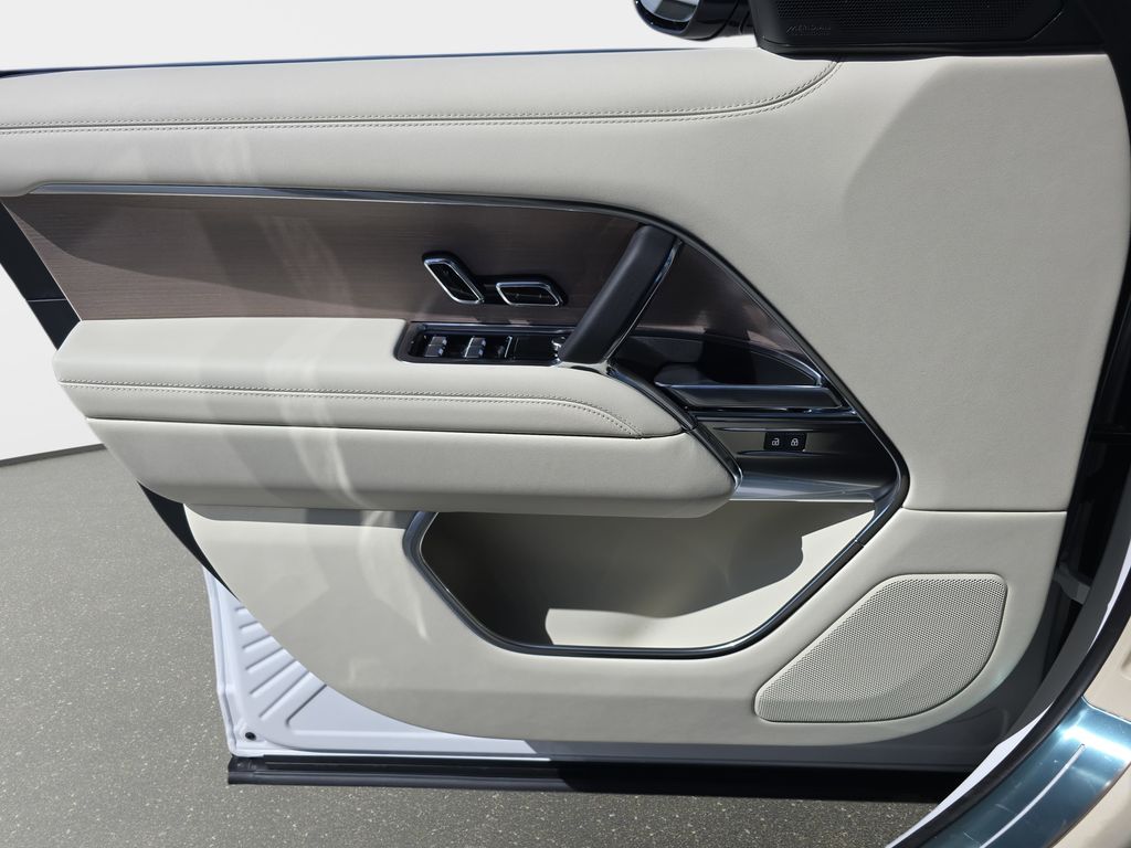 New 2026 White Land Rover SE image 28