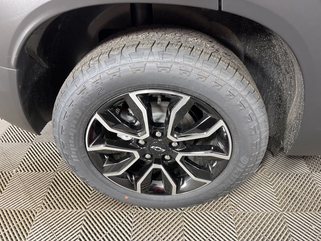 Thumbnail: 2026 Chevrolet TrailBlazer - 13