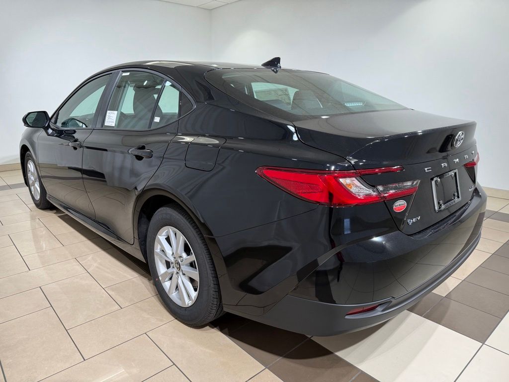 Thumbnail: 2026 Toyota Camry - 3