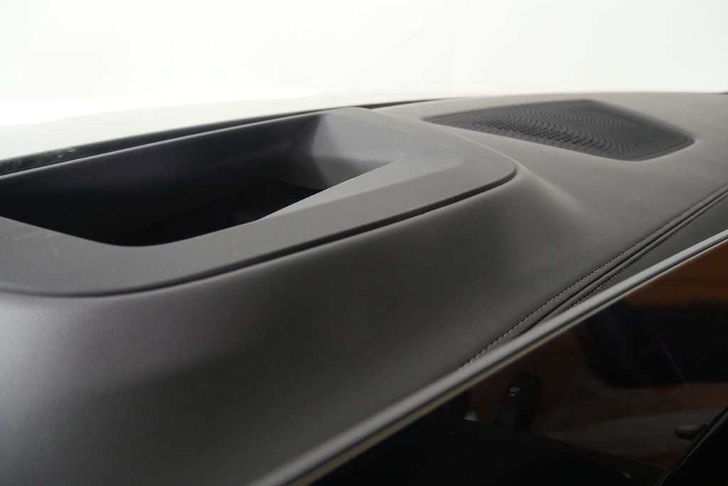 Thumbnail: 2026 BMW X5 - 19