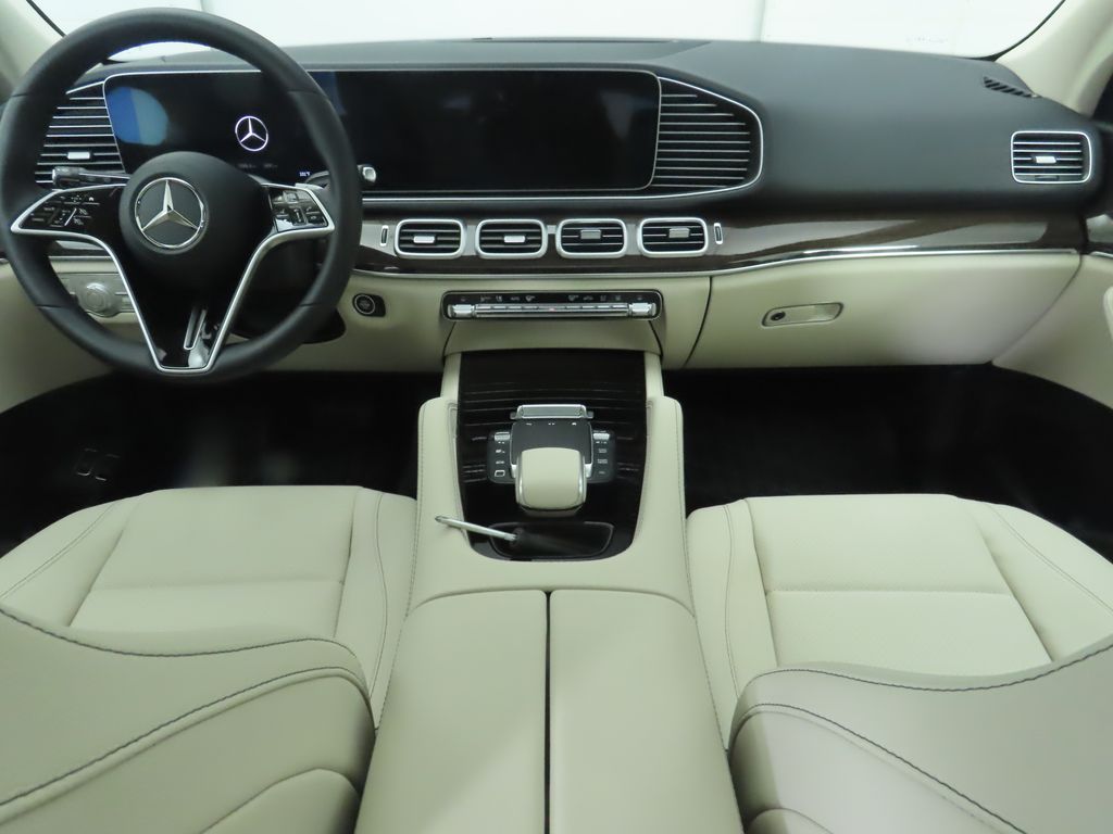 Thumbnail: 2025 Mercedes-Benz GLE - 13