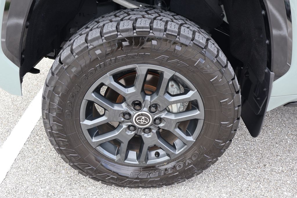 Thumbnail: 2024 Toyota Tundra - 4