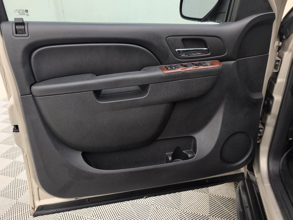 Used 2013 Gold Chevrolet LS image 29