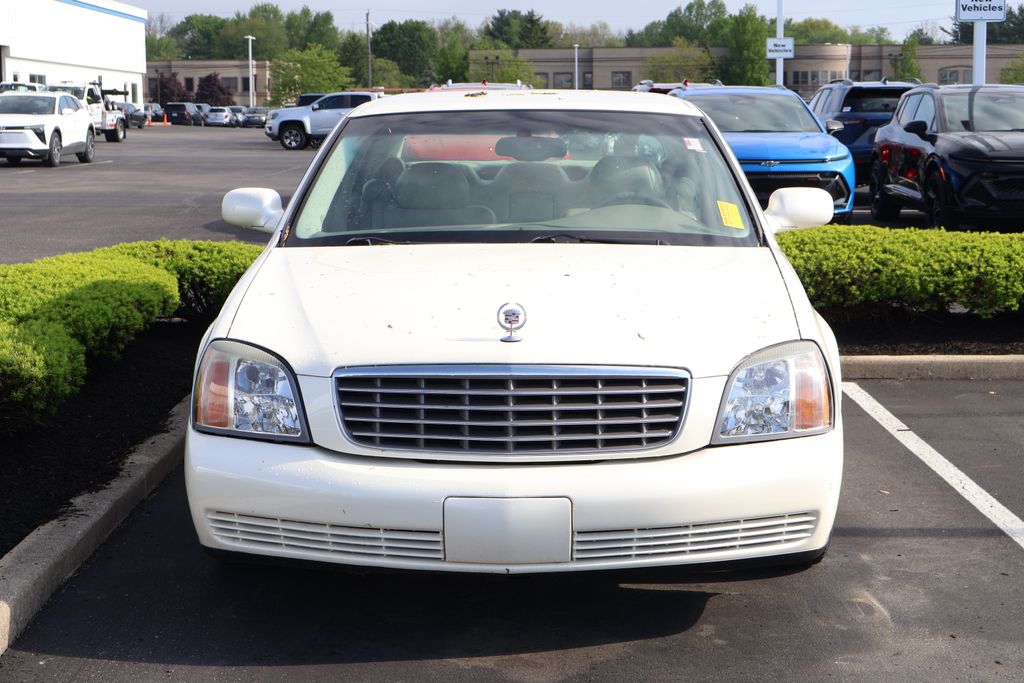 2001 Cadillac DeVille Base 2