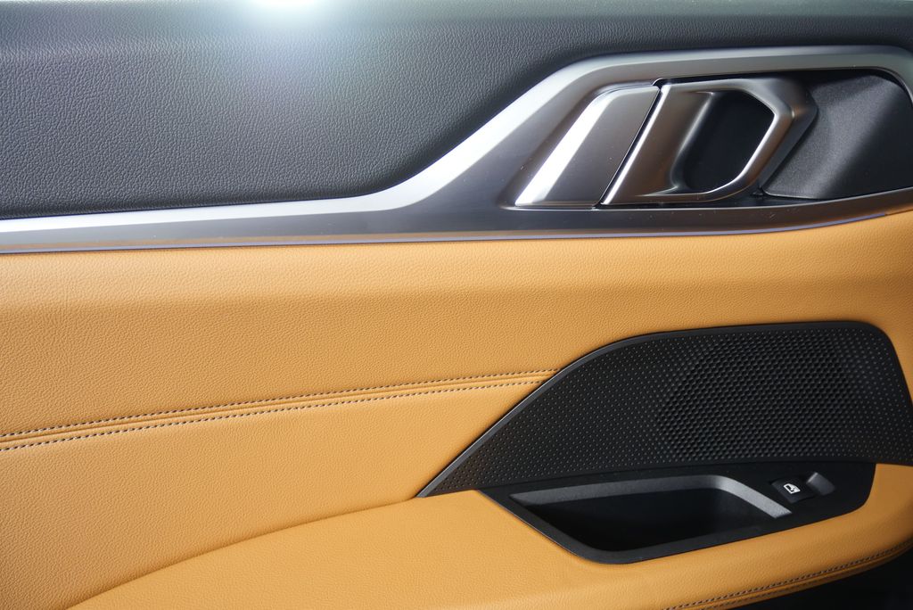 Thumbnail: 2022 BMW i4 - 14