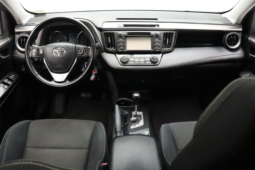 Thumbnail: 2016 Toyota RAV4 - 24