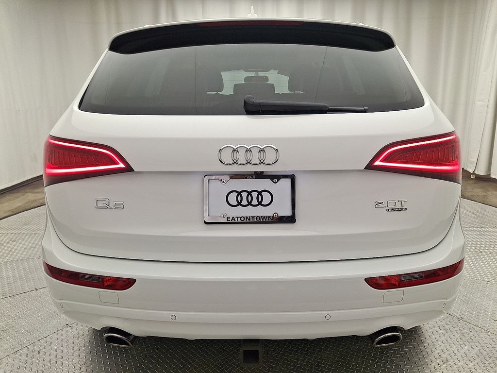 Thumbnail: 2013 Audi Q5 - 5
