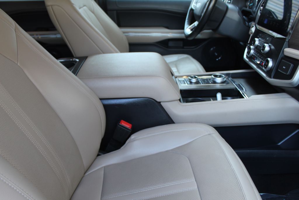 Used 2024 Black Ford Limited image 29