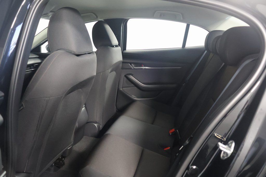 2025 Mazda Mazda3 S 6