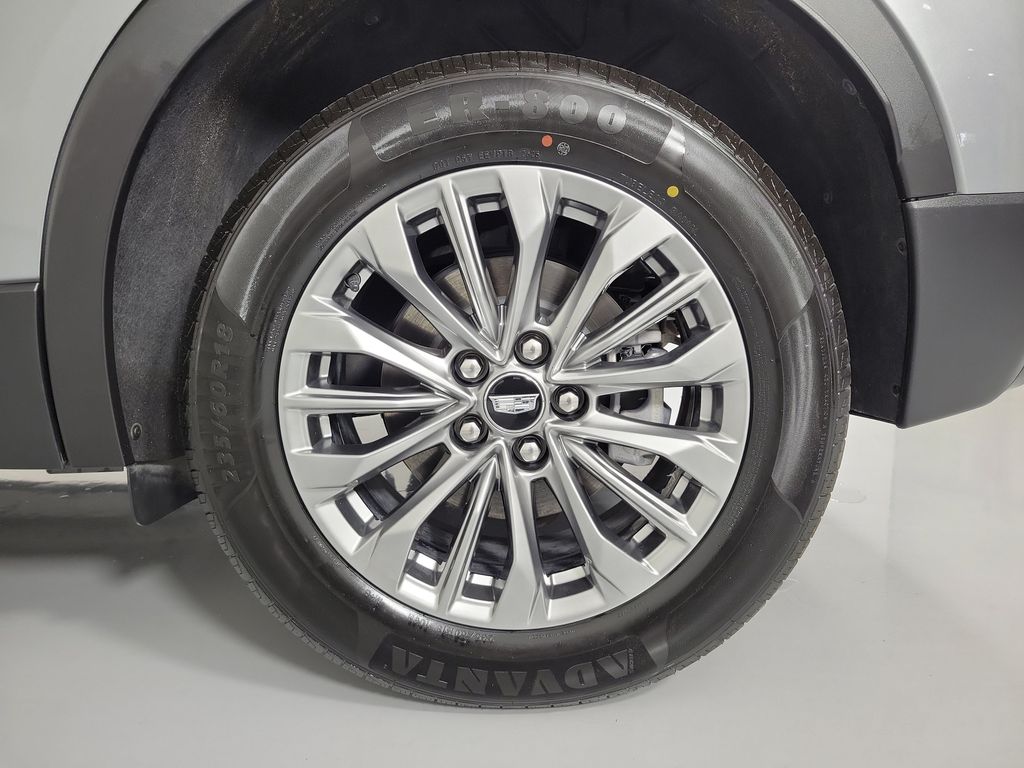 2025 Cadillac XT4 Premium Luxury - 9