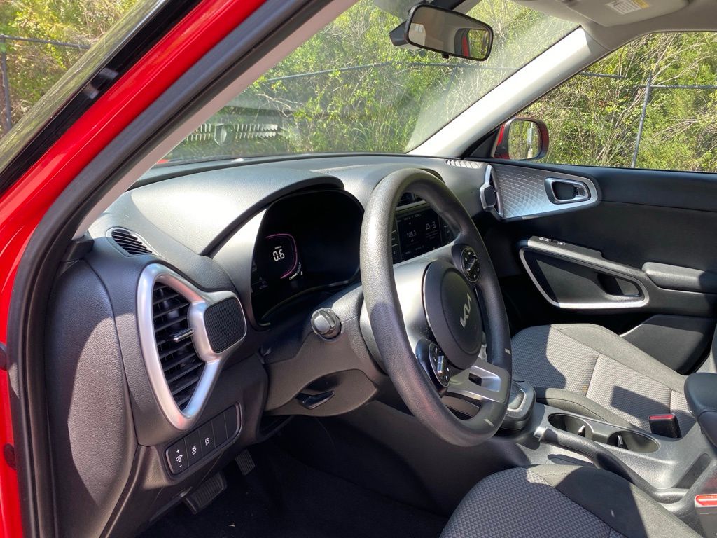 Certified Used 2024 Red Kia LX image 12