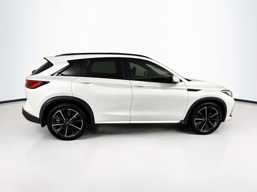 Thumbnail: 2023 INFINITI QX50 - 4