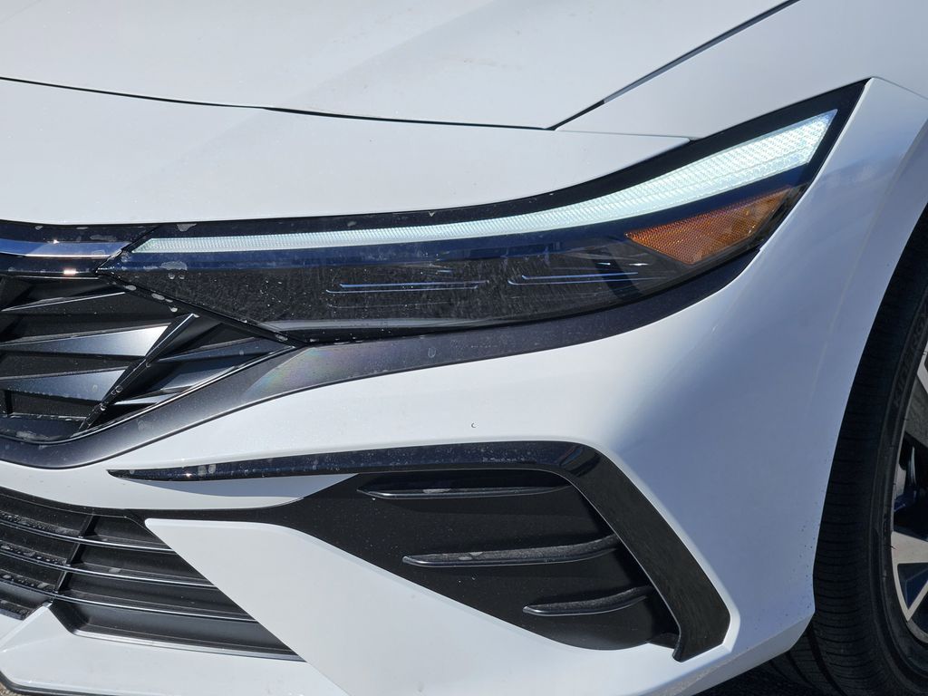 2026 Hyundai Elantra