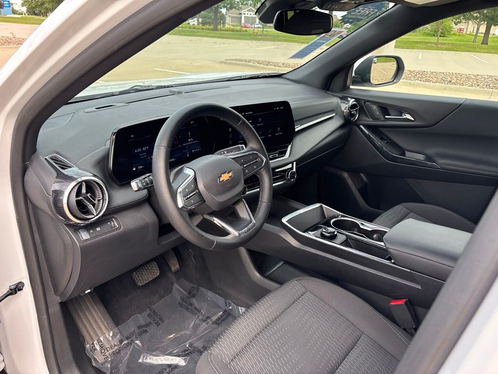 Used 2026 Chevrolet Equinox SUV