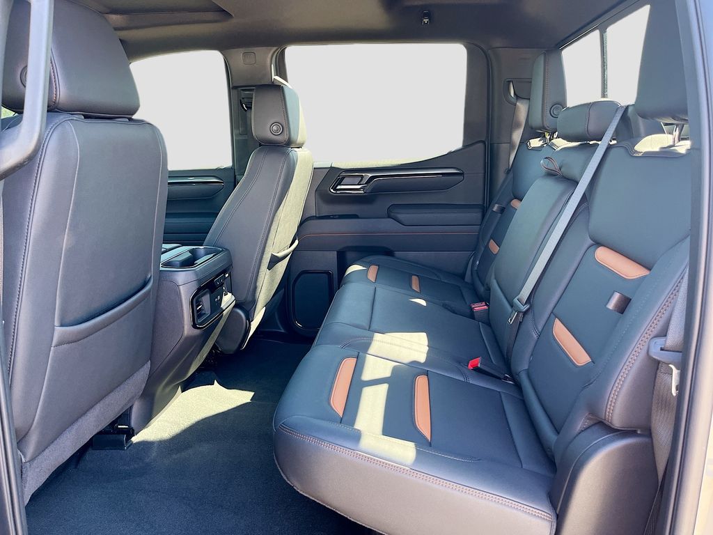 Used 2025 Silver GMC AT4 image 26