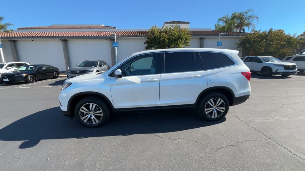 Thumbnail: 2017 Honda Pilot - 5