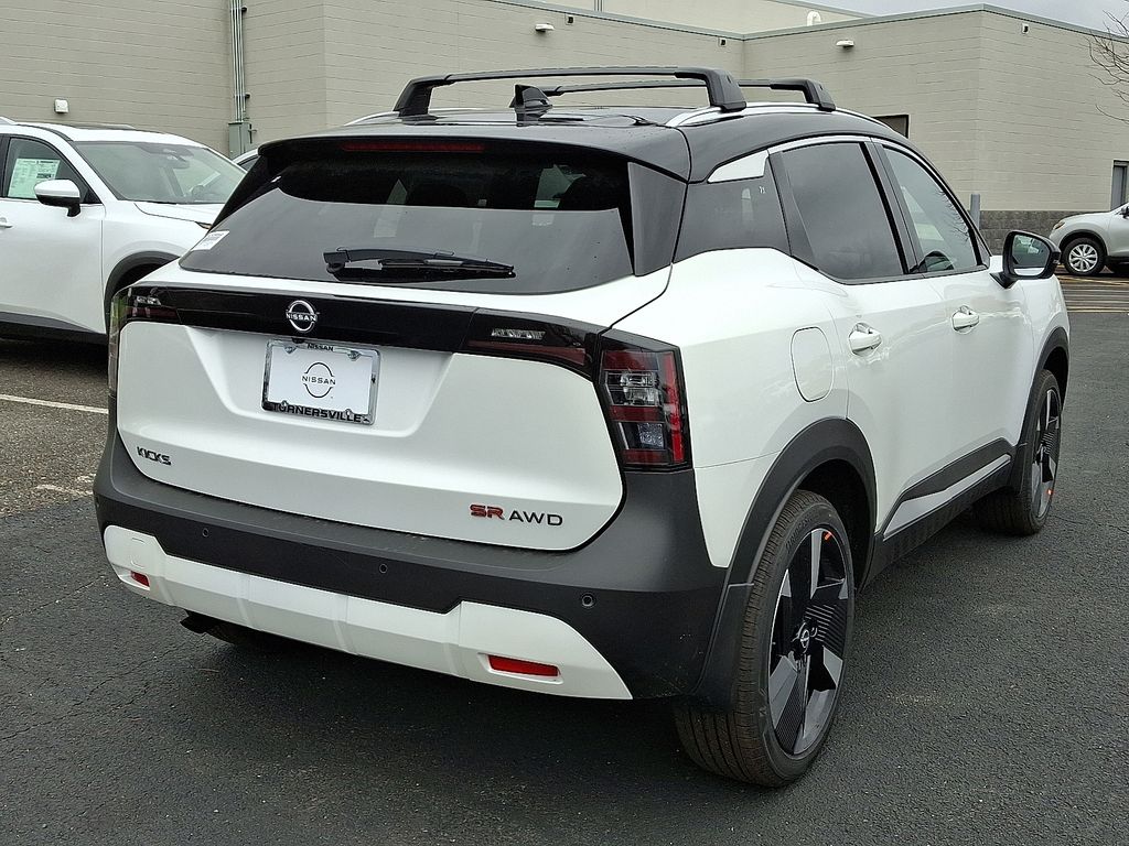 Thumbnail: 2026 Nissan Kicks - 4