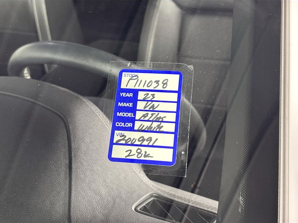 2023 Volkswagen Atlas Cross Sport 2.0T SE w/Technology