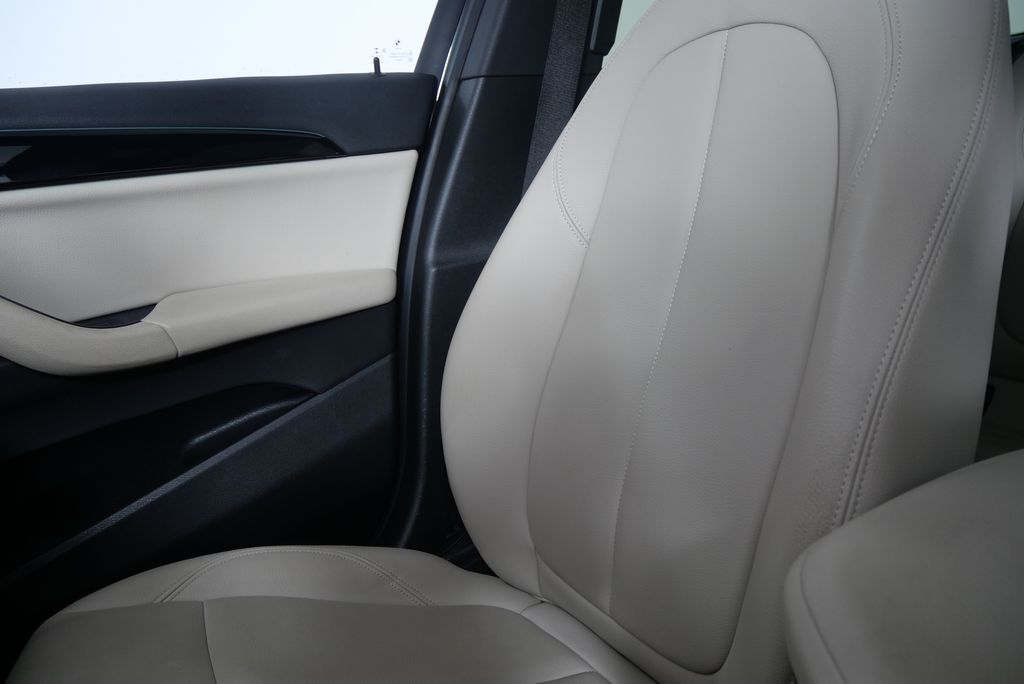 2022 BMW X1 sDrive28i 25