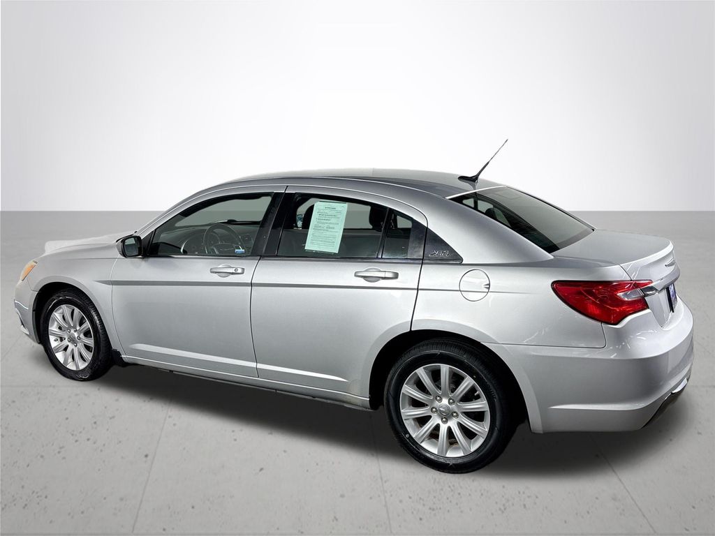 2011 Chrysler 200 Touring
