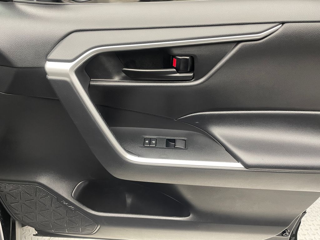 Thumbnail: 2023 Toyota RAV4 - 14