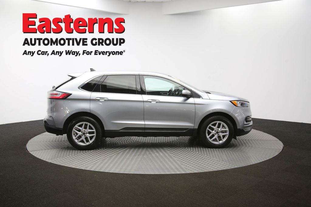 Used 2024 Silver Ford SEL image 42