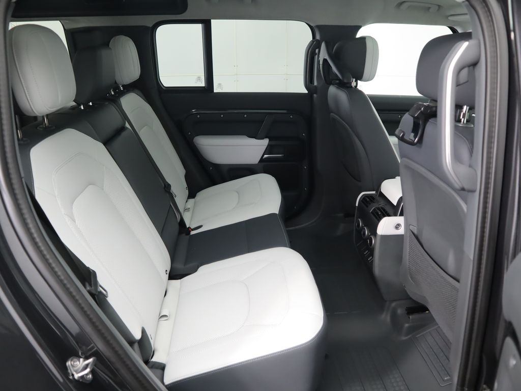 Thumbnail: 2026 Land Rover Defender - 24