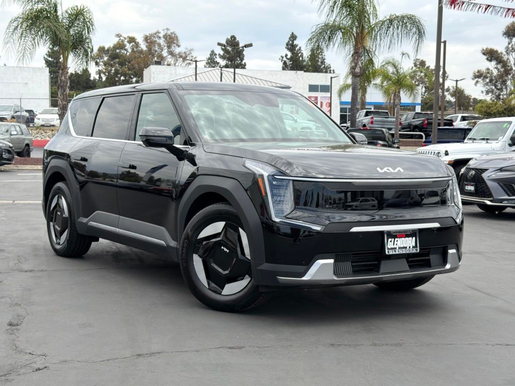Ebony Black 2026 Kia EV9 SUV / Crossover Rear-Wheel Drive 1-Speed Automatic
