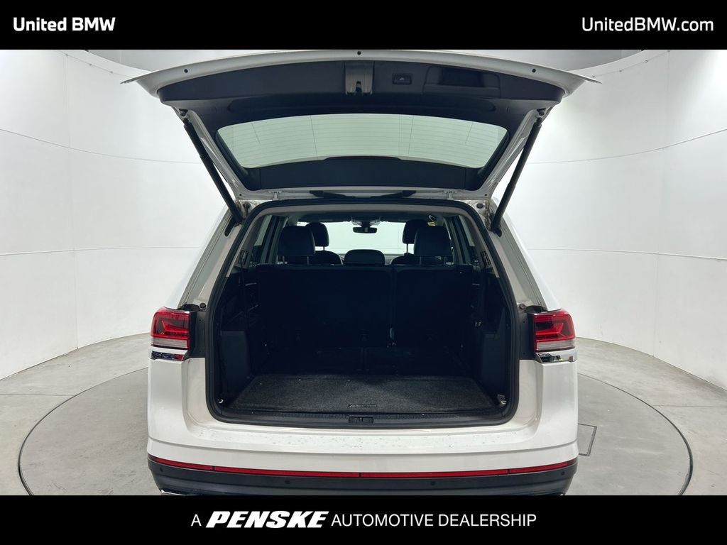 Thumbnail: 2021 Volkswagen Atlas - 22