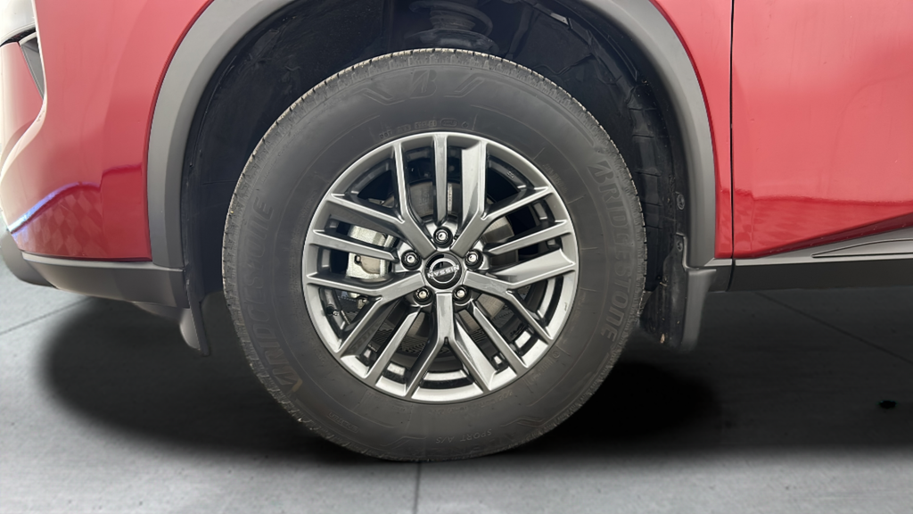 View vehicle photo 2