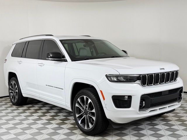 2022 Jeep Grand Cherokee L Overland RWD
