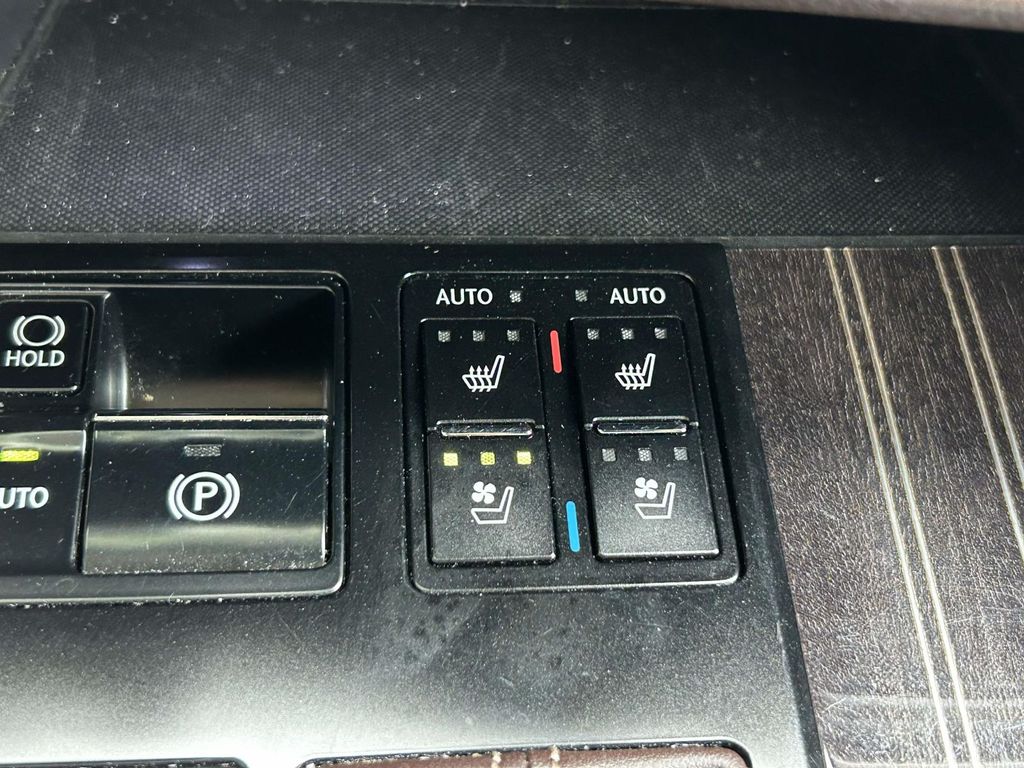 Used 2017 Silver Lexus 350 image 16