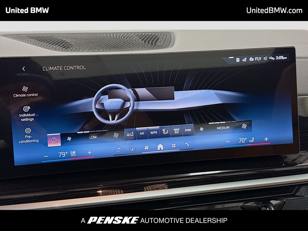 Thumbnail: 2026 BMW X5 - 11