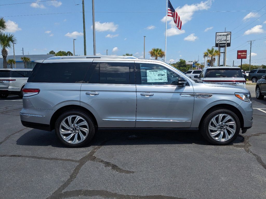 2024 Lincoln Navigator Reserve