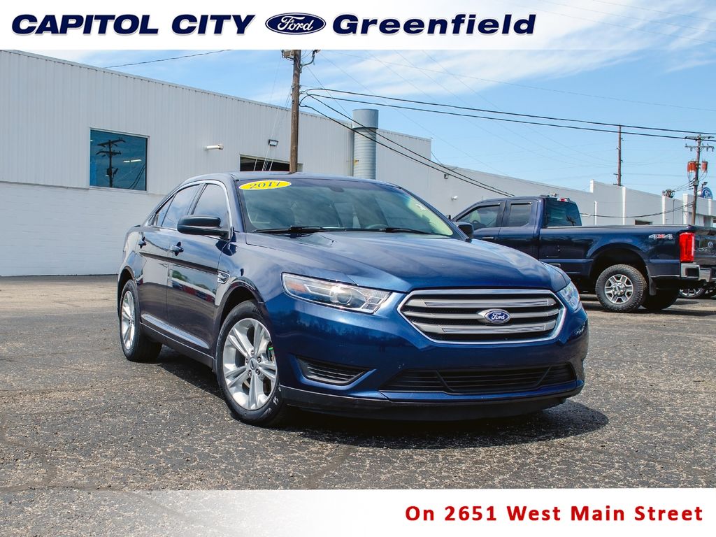 2017 Ford Taurus SE