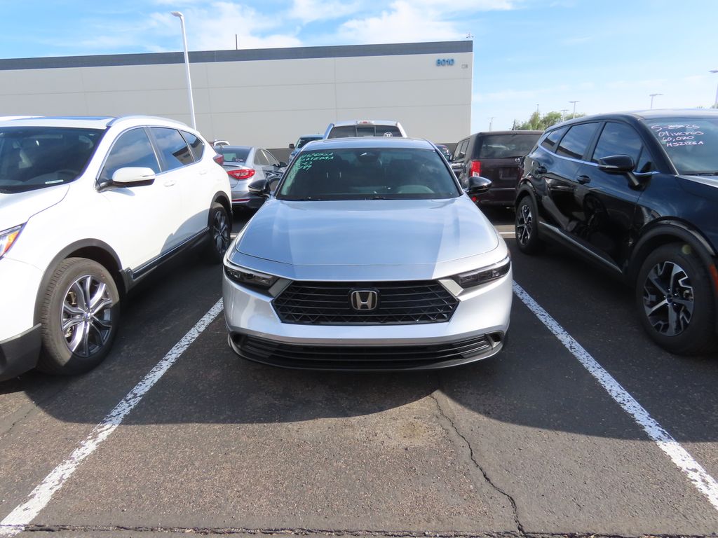 2024 Honda Accord Sport 2