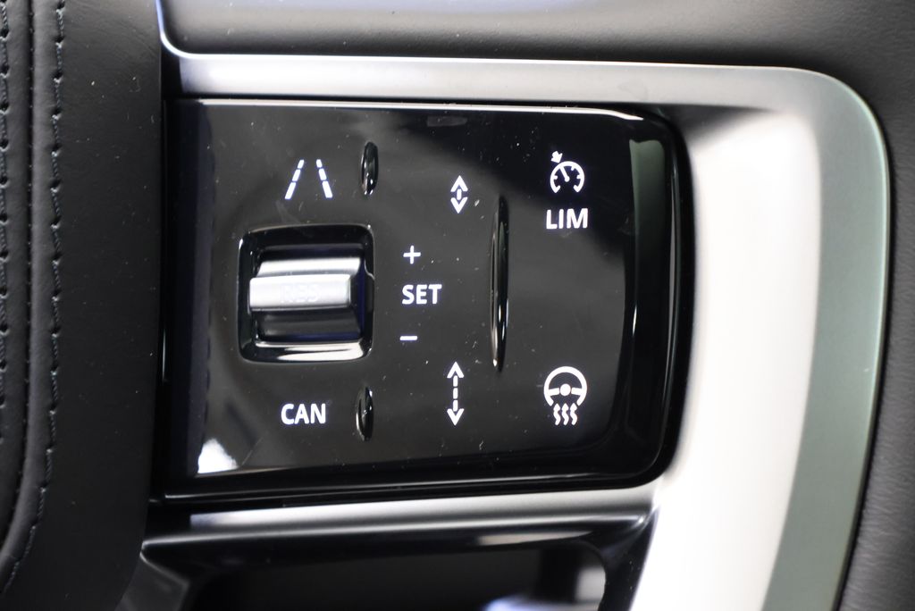 Thumbnail: 2026 Land Rover Range Rover - 19