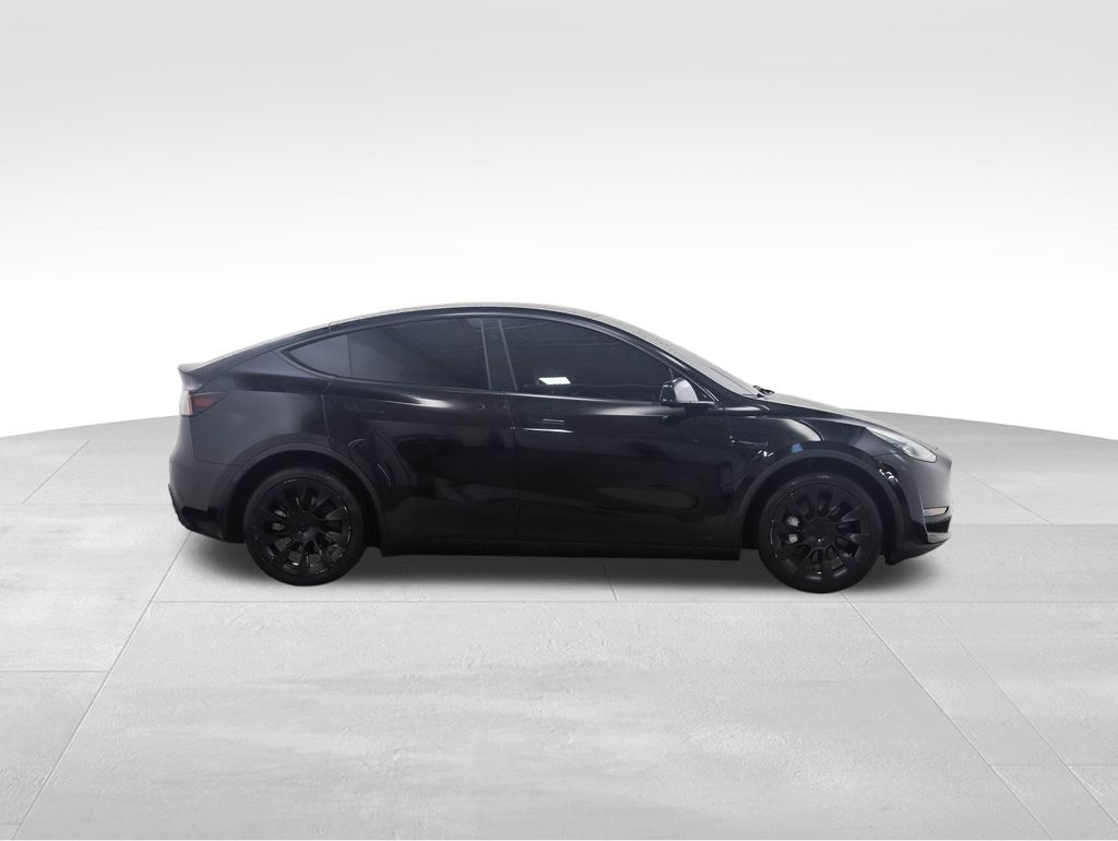 Thumbnail: 2024 Tesla Model Y - 6