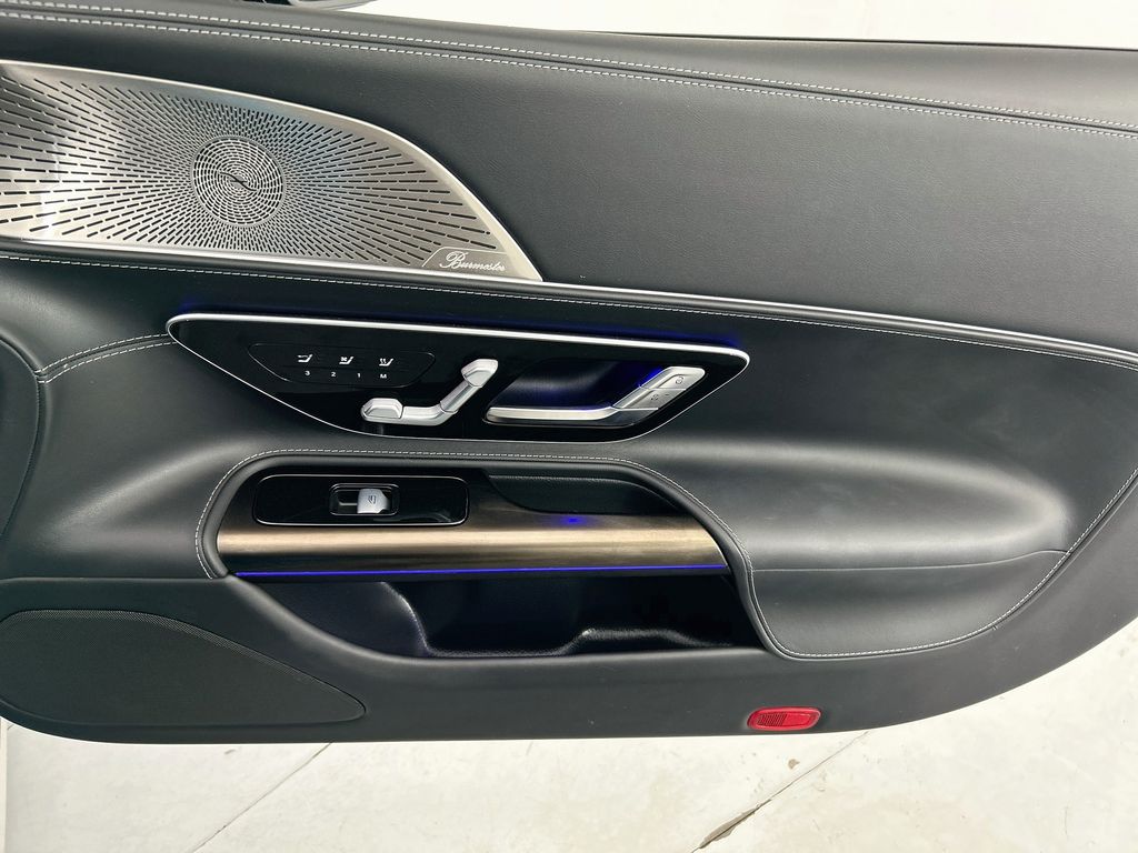 Thumbnail: 2025 Mercedes-Benz SL-Class - 23