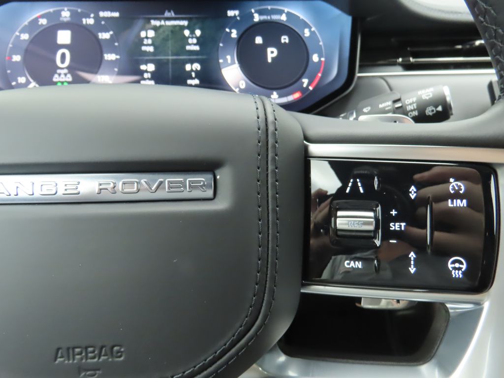 Thumbnail: 2025 Land Rover Range Rover - 12