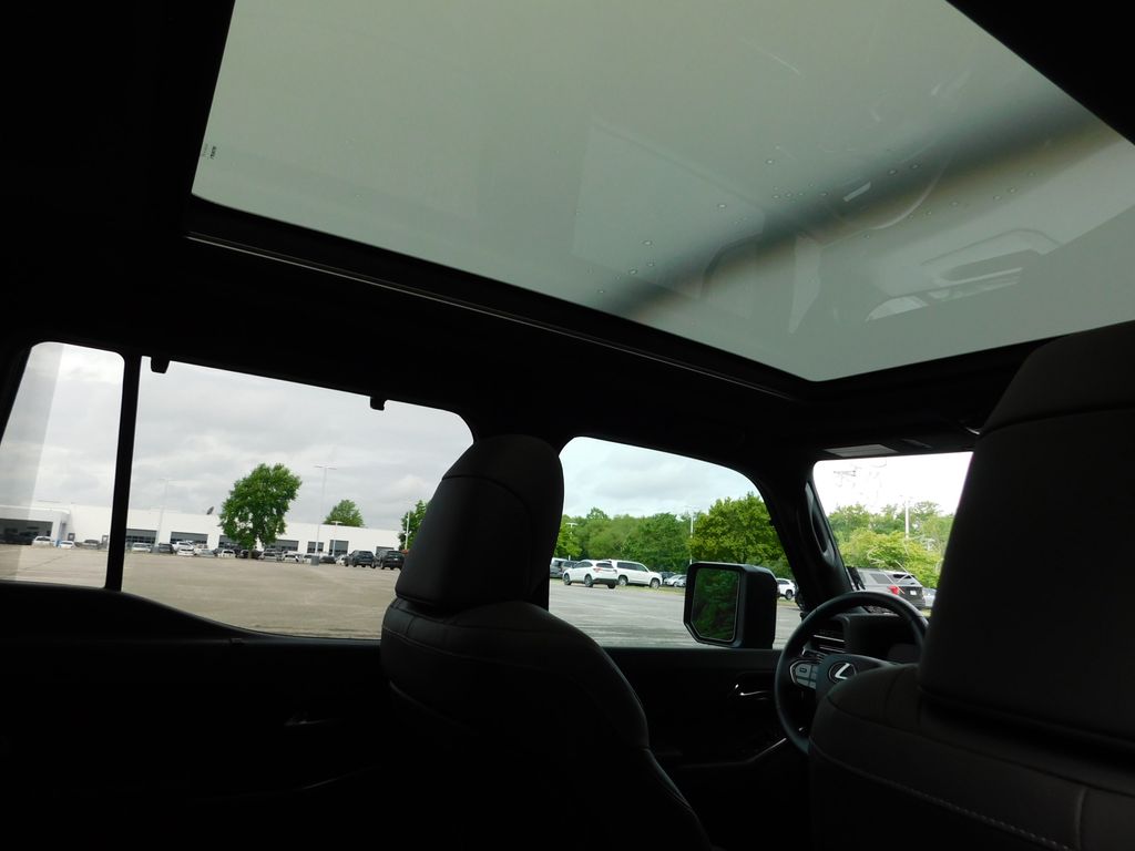 2024 Lexus GX 550 Luxury 4