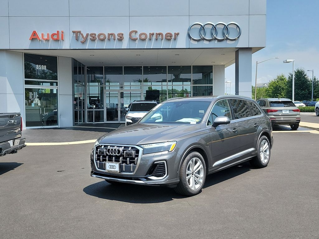 2025 Audi Q7  Hero Image