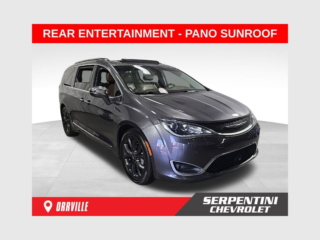 2018 Chrysler Pacifica Limited FWD
