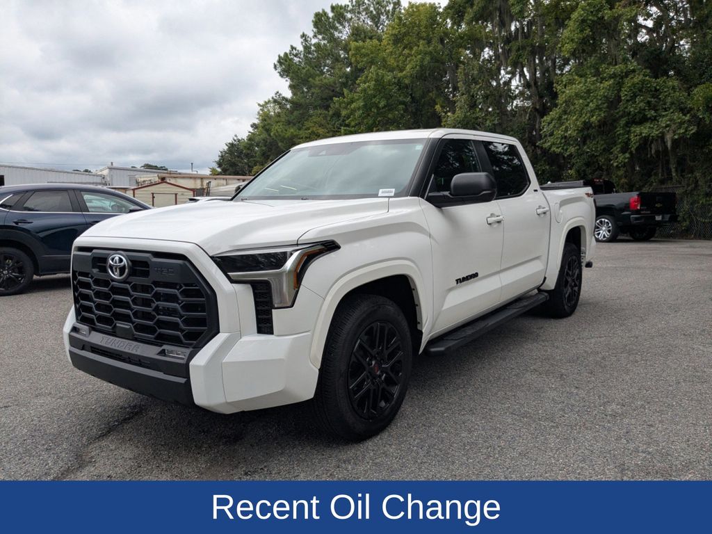 2024 Toyota Tundra SR5 4WD